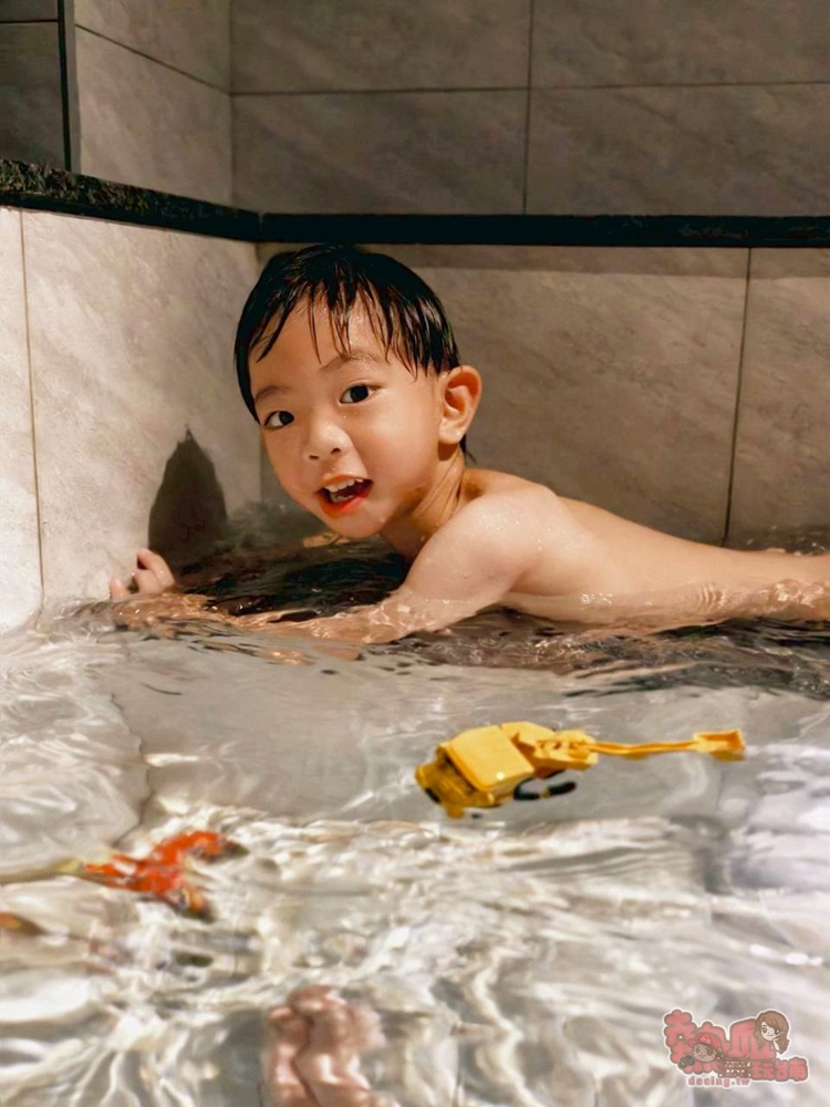 【宜蘭住宿推薦】村却國際溫泉酒店限時團購!11歲以下免費入住、房內雙湯池、早午餐吃到12:30,再送傳藝門票~ 【宜蘭住宿推薦】村却國際溫泉酒店限時團購!11歲以下免費入住、房內雙湯池、早午餐吃到12:30,再送傳藝門票~