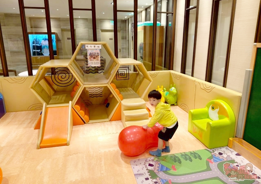 【宜蘭住宿推薦】村却國際溫泉酒店限時團購!11歲以下免費入住、房內雙湯池、早午餐吃到12:30,再送傳藝門票~ 【宜蘭住宿推薦】村却國際溫泉酒店限時團購!11歲以下免費入住、房內雙湯池、早午餐吃到12:30,再送傳藝門票~