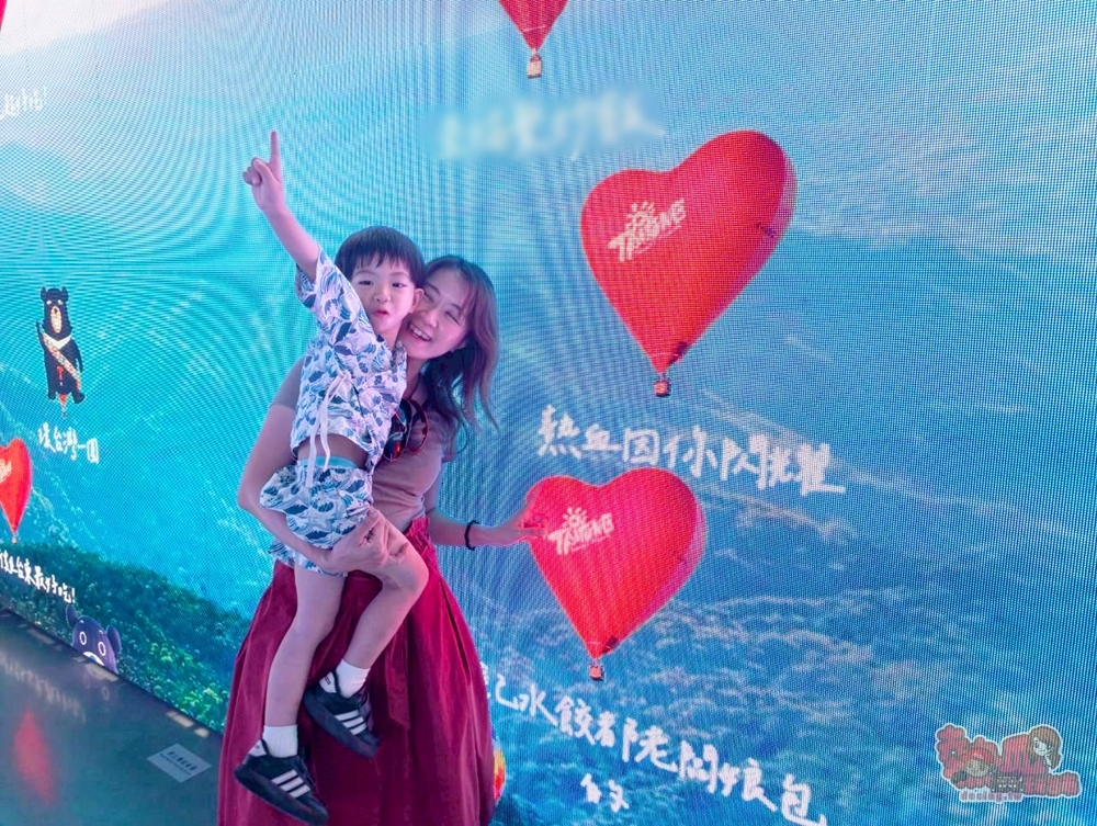 【台東活動】真的走進熱氣球裡了!室內就能體驗熱氣球升空,夢想東升WALK IN熱氣球,360°沉浸式體驗超吸睛~ 【台東活動】真的走進熱氣球裡了!室內就能體驗熱氣球升空,夢想東升WALK IN熱氣球,360°沉浸式體驗超吸睛~