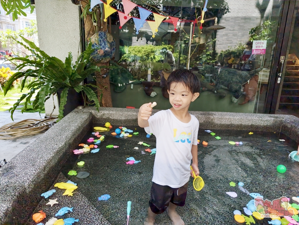 【台南美食】大窩小宅義式餐廳:台南善化超人氣親子餐廳,室內遊戲室,戲水釣魚池一次滿足,寵物友善超加分 【台南美食】大窩小宅義式餐廳:台南善化超人氣親子餐廳,室內遊戲室,戲水釣魚池一次滿足,寵物友善超加分