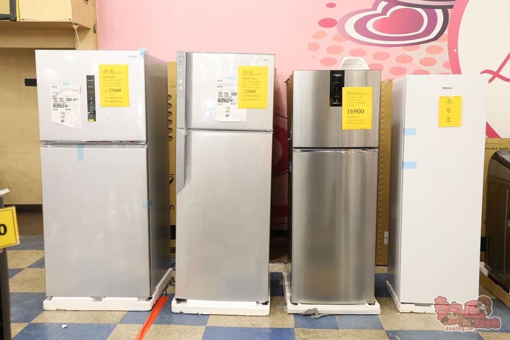 【台南特賣】台灣廠拍:tokuyo按摩椅福利品限量4折出清!品牌運動鞋第二雙只要10元~ 【台南特賣】台灣廠拍:tokuyo按摩椅福利品限量4折出清!品牌運動鞋第二雙只要10元~