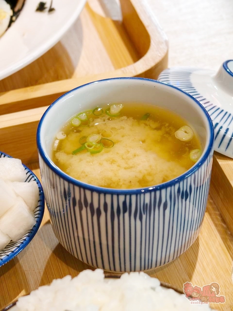 【台南美食】台南三毛食記:CP值超高的韓式定食,內用爆量韓式小菜,冷萃咖啡,味增湯免費無限享用~ 【台南美食】台南三毛食記:CP值超高的韓式定食,內用爆量韓式小菜,冷萃咖啡,味增湯免費無限享用~