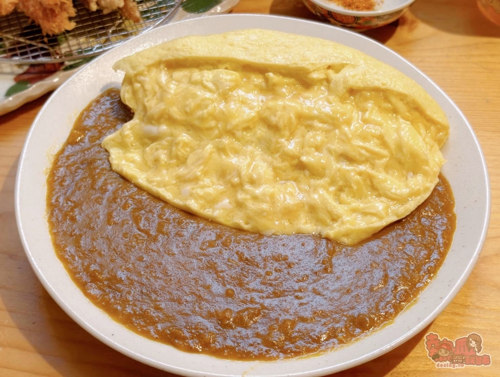 【台南美食】熊咖哩クマカレー:隱身在巷內的正宗熊本咖哩,熬煮12小時美味超驚艷,I人友善的一間店~ 【台南美食】熊咖哩クマカレー:隱身在巷內的正宗熊本咖哩,熬煮12小時美味超驚艷,I人友善的一間店~