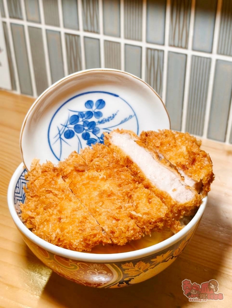 【台南美食】熊咖哩クマカレー:隱身在巷內的正宗熊本咖哩,熬煮12小時美味超驚艷,I人友善的一間店~ 【台南美食】熊咖哩クマカレー:隱身在巷內的正宗熊本咖哩,熬煮12小時美味超驚艷,I人友善的一間店~