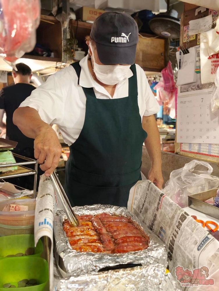 【台南美食】上好佳專業肉品:隱藏在鴨母寮市場50年肉舖店,手工油泡香腸,老闆說台南最好吃香腸在這~ 【台南美食】上好佳專業肉品:隱藏在鴨母寮市場50年肉舖店,手工油泡香腸,老闆說台南最好吃香腸在這~