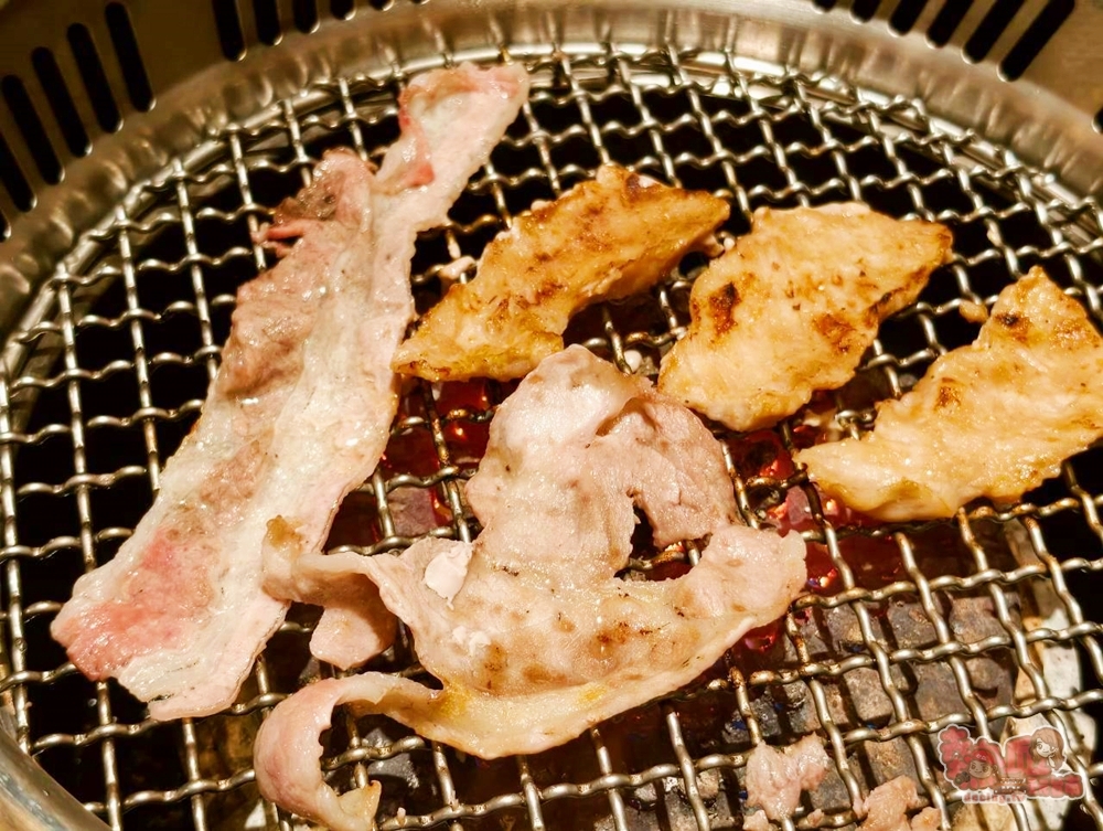 【台南美食】姜滿堂韓式燒肉:韓式燒肉商業午餐只要$386,肉量多還有多樣韓式小菜吃到飽~ 【台南美食】姜滿堂韓式燒肉:韓式燒肉商業午餐只要$386,肉量多還有多樣韓式小菜吃到飽~