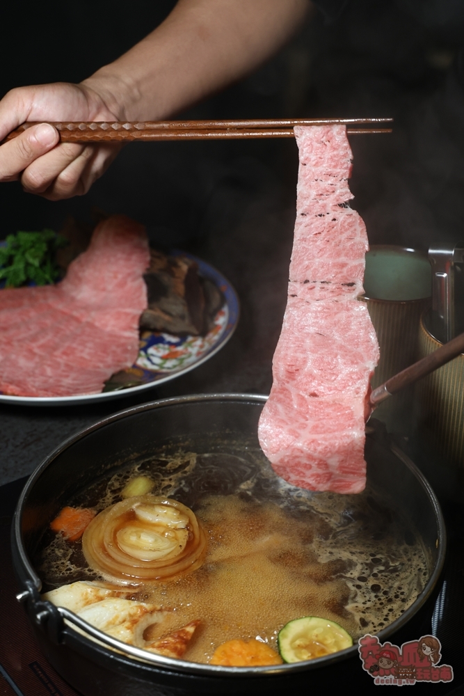 【台南美食】橋山.鵲邸 壽喜燒專門店:日本東京百年壽喜燒店進駐台南,全程桌邊服務,一次吃到關東+關西吃法~ 【台南美食】橋山.鵲邸 壽喜燒專門店:日本東京百年壽喜燒店進駐台南,全程桌邊服務,一次吃到關東+關西吃法~